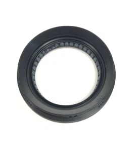 Genuine Land Rover Freelander 1996 - 2006 Classic LH Driveshaft Seal TGX000010 - Picture 1 of 4