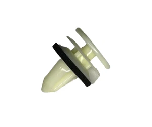 Retenedor de panel de puerta Auveco 20616 con sellador blanco nailon para GMM 11519031 Cantidad: 15 - Imagen 1 de 3