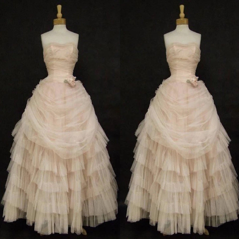 Vintage Champagne Wedding Dresses Ruffles Sweetheart Tulle A-Line Bridal Gowns - Image 1 of 4