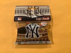 New York Yankees MLB Forever Collectibles - Logo Bandz (20 Pack) New Sealed - Picture 1 of 6
