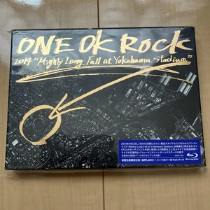One Ok Rock/One Rock 2014 Mighty Lo... AB - Imagen 1 de 3