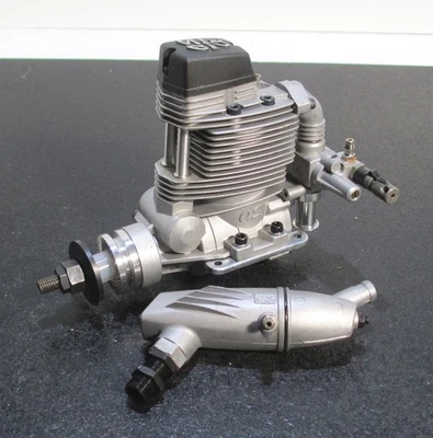 O.S. FSα-56 9.32cc 4-cycle R/C airplane glow engine with muffler Excellent f/s - Image 1 of 4