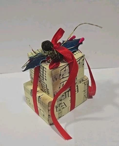 6 Pezzi Spartiti Music Box Decorazioni Natalizie Vittoriano Vintage Fiocchi Pigna - Foto 1 di 13