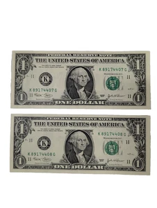 2 - 2003 One Dollar Scheine fortlaufende Seriennummern - Bild 1 von 2