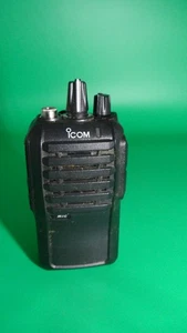 Radio bidireccional Icom IC-F4001 16 canales UHF 400-470 MHz 4W - Imagen 1 de 5