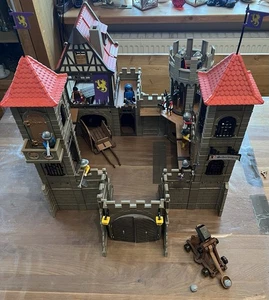 Playmobil Ritterburg Eigenkreation Bäckerei + 3 Türme ähnlich Zu 3666 Alt Ritter - Bild 1 von 14