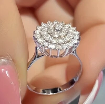Impresionante Anillo Chapado en Plata 925 Flor Circonita en Forma de Semilla de Loto Talla 7 Foto 1 de 4