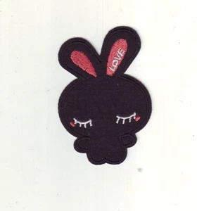 ecusson patch lapin noir " love " thermocollant  - Imagen 1 de 1