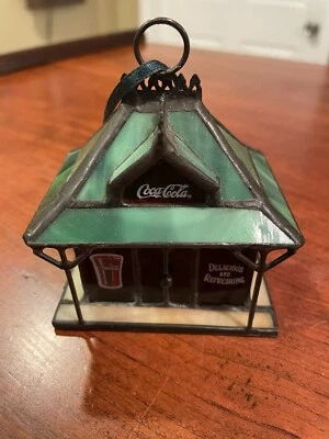 Coca Cola Vitral Estación Depósito de Tren Ornamento Reliquia Casa Coleccionable Foto 1 de 4