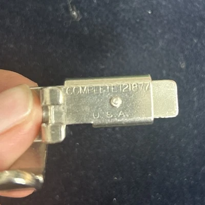 Singer Simanco 121877 Sewing Machine Low Shank Adjustable Zipper Cording Foot - Image 1 of 4