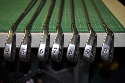 RH Wilson ProStaff SR 4i-9i,PW Senior flex graphite 7i-37" #W402 - Image 1 of 4