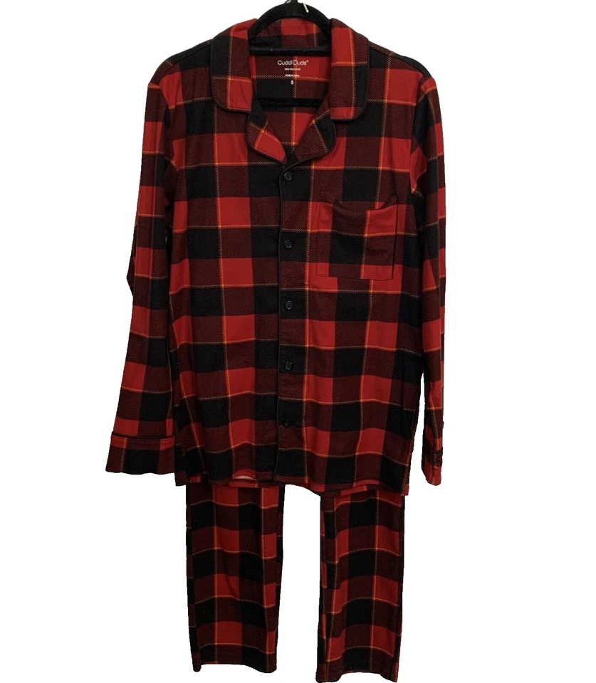 Cuddl Duds Woman's 2 Piece Red/Black Checked Long Sleeve Button Up Pajamas SMALL - Image 1 of 4