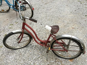 Schwinn Girls Red 20'' Bicycle vintage kids child bike - Picture 1 of 6