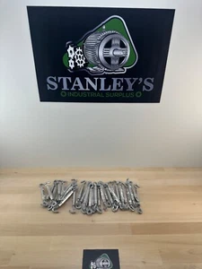 N222-000 Turnbuckle 1/4" x 7-1/2" New lot of 30 - Picture 1 of 3