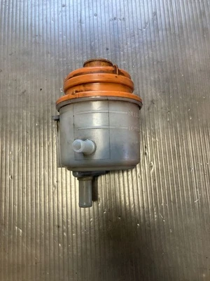 Breaking Suzuki Grand Vitara II 2008 dirección asistida depósito líquido diésel  Foto 1 de 4