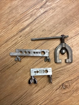 Lote de 3 herramientas de quema de tubo vintage IMPERIAL 1/4-1/2 105-FF y Robinair EE. UU. Foto 1 de 4