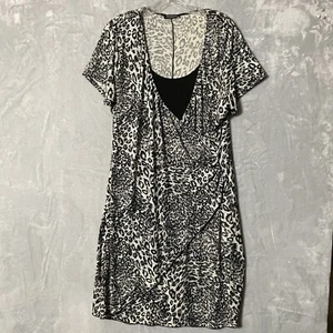 Snow Leopard Dress Womens L 38x40 Faux Wrap Stretchy Flowy Short Sleeve Comfort - Picture 1 of 16