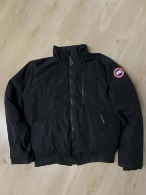 Abrigo chaqueta pesada Canada Goose Down Puffer para hombre L Foto 1 de 4