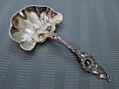 WHITING HIBISCUS Bon Bon SPOON 1901 STERLING SILVER .925 Art NOUVEAU Nut Serving - Image 1 of 4