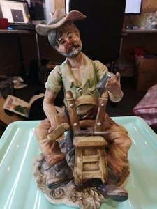 Capodimonte Figurine Old Gentleman At Work - Picture 1 of 5