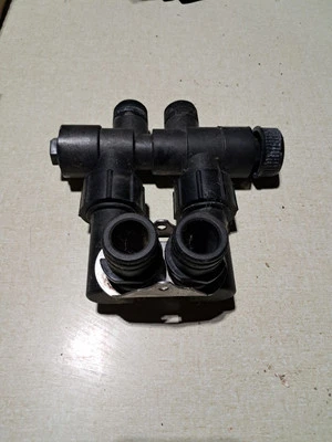 Kinetico Water Softener Original Old Style Bypass Valve w/Elbows Connectors - Image 1 of 2