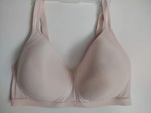 Hanes X-Temp Foam Lined Cooling Comfort Wireless T-Shirt Smooth Bra, MHW507 - Picture 1 of 14