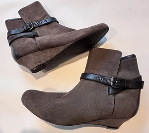 Stivaletti Rockport Adiprene By Adidas donna taglia 9,5 zeppa comodi slip on - Foto 1 di 6