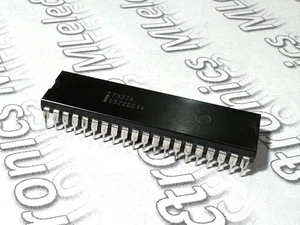 1x P8274 Intel Multi-protocol Serial controller (MPSC) 16MHZ 5V PDIP40 - Picture 1 of 4