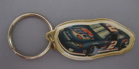 RUSTY WALLACE #2 MILLER LITE CAR SHAPED KEYCHAIN NEW WINCRAFT SPORTS Cover