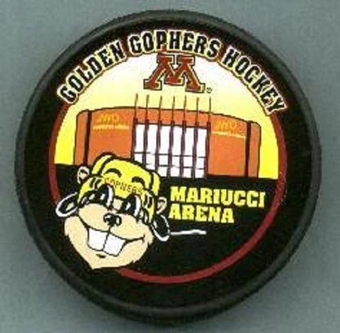MINNESOTA GOLDEN GOPHERS 2005-2006 Mariucci Arena with GOLDY PUCK - #HL_#5L Cover