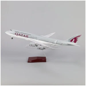 1:160 47CM QATAR BOEING 747-8 Airplane Landing Gear Resin Plane Aircraft Model - Picture 1 of 3