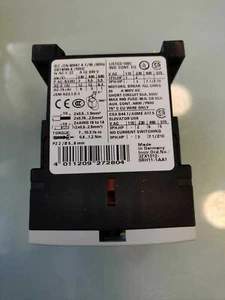 SIEMENS 3RT1017-1AB01 / 3RT10171AB01 (NUOVO CON SCATOLA) - Foto 1 di 3