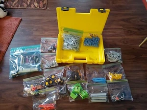 HUGE 180+ pcs Vtg Fisher Price, Books People  Construx Lot Construction k'nex - Picture 1 of 7