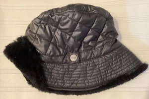 UGG Black Quilted Puffer Bucket Hat With Black Shearling Sheepskin OS - Picture 1 of 8