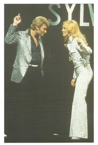 CPM Johnny Hallyday / Sylvie Vartan " Carte postale " Italie - Imagen 1 de 2