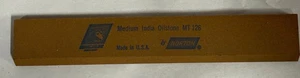 UNUSED Norton MT 126 Medium India Oilstone Reamer Honing Sharpening Stone (A7) - Picture 1 of 9