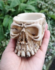 Cool Gothic Skull Head Resin Ashtray SMOKING Outdoors Indoors