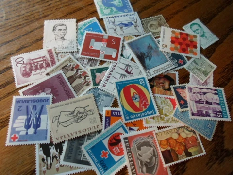 Collection lot 30 different MNH stamps of old Jugoslavia Cover