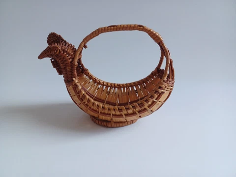Vintage Chicken Hen Small Mini Basket With Round Handle Lacquered Cover