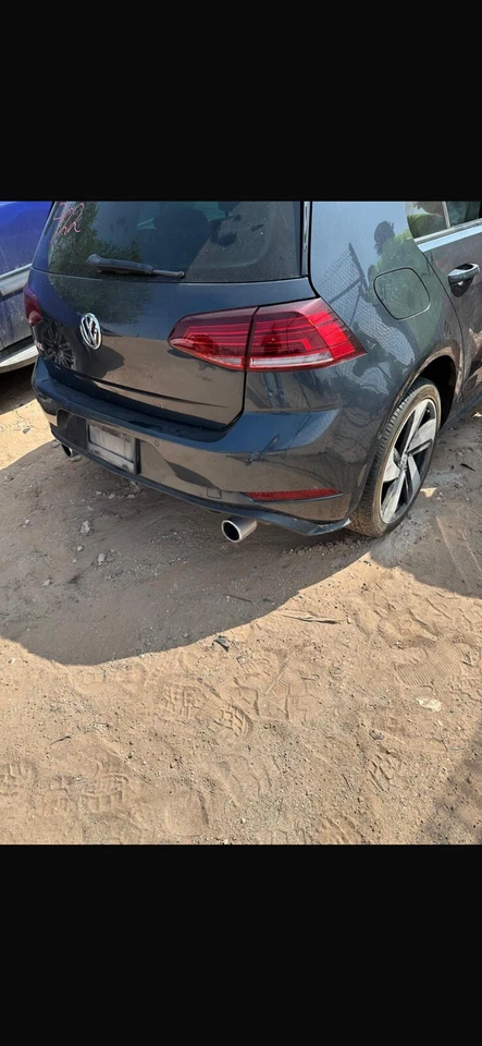 2019 Volkswagen GTI хэтчбек задняя дверь - Изображение 1 из 1