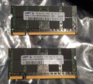 Toshiba 2GB 2 X 1GB PC2 4200S 444 Samsung Satellite A105 200 PIN Memory 2R x 8 - Picture 1 of 6