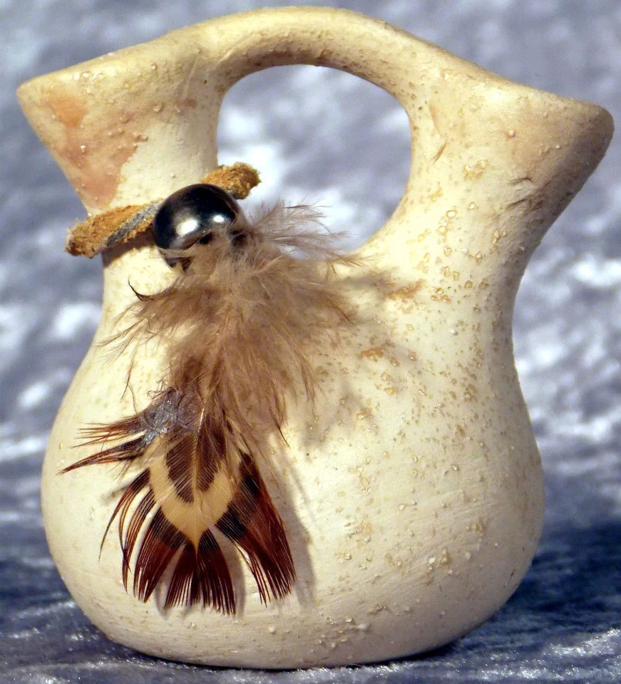 Urna de boda pequeña de cerámica pagana bronceada 2-1/2" Foto 1 de 1