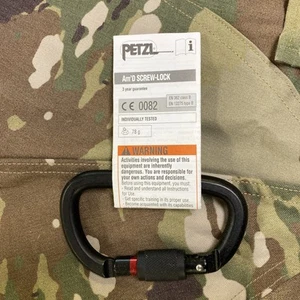Petzl AM’D Screw-Lock Carabiner - Black - Picture 1 of 2