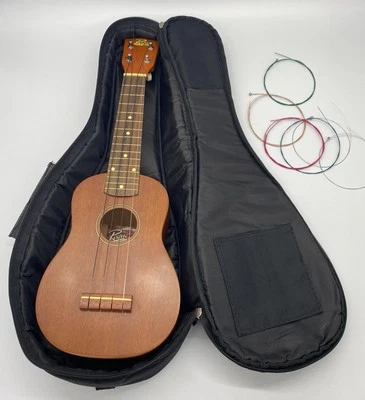 Ukulele-Rogue Fine Instruments-Soprano RU12 4 String Maghony Colored Wood - Image 1 of 4