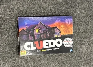 CLUEDO The Classic Mystery Murder Board Game By Hasbro 2011 - Complete - Picture 1 of 3