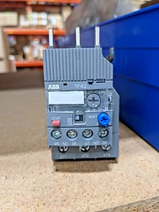 ABB 1SAZ721201R1031 TF42-2.3 Thermal Overload Relay 1.7-2.3A - Picture 1 of 2
