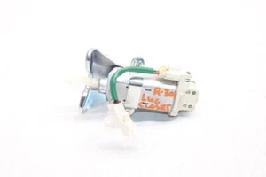 2003 LEXUS SC430 Z40 CONVERTIBLE #301 LUGGAGE CLOSER MOTOR LOCK RIGHT - Picture 1 of 8