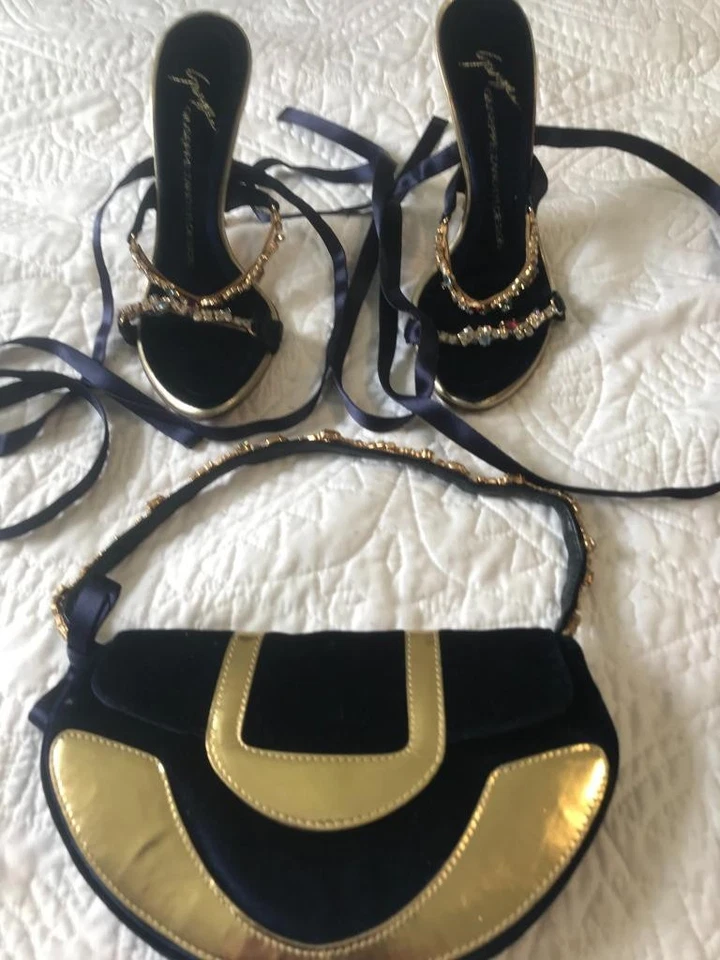 GIUSEPPE ZANOTTI UNIQUE COBALT VELVET HEEL GOLD LEATHER CRYSTAL SANDALS & PURSE - Image 1 of 1
