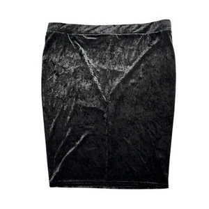 Torrid Velvet Pencil Skirt Woman’s Size 4X Black Pull on Elastic Waist Stretch - Picture 1 of 8