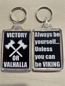Llavero/etiqueta de bolso Victory or Valhalla Viking Be Yourself Ragnar Thor Hammer Odín Victory or Valhalla Viking - Imagen 1 de 2